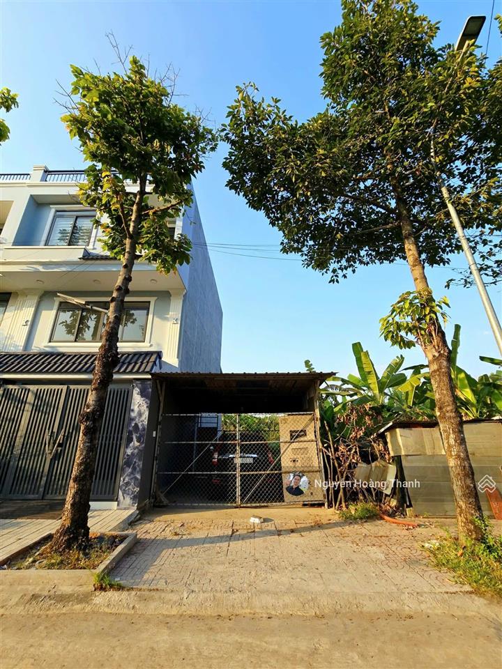 Bán gấp lô đất hiếm đất dự án bưng ông thoàn  liên phường đường 10m giá thấp hơn thị trường