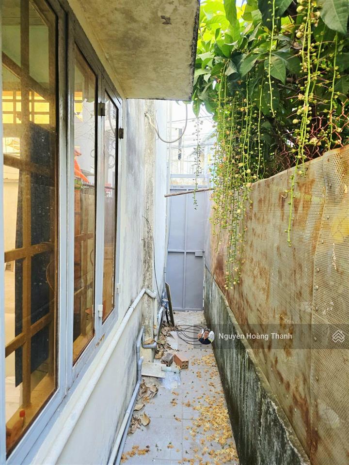 Bán bằng giá đất lời thêm căn nhà kiên cố đường 8 long bình tiềm nănh tăng giá