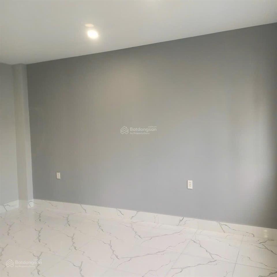 Nhà 2 tầng mt nguyễn thị kiẻu,p. tth, q12, dt 122m2 (6,7mx18m). đường 10m dòng tiền 28tr/th, 14,5tỷ