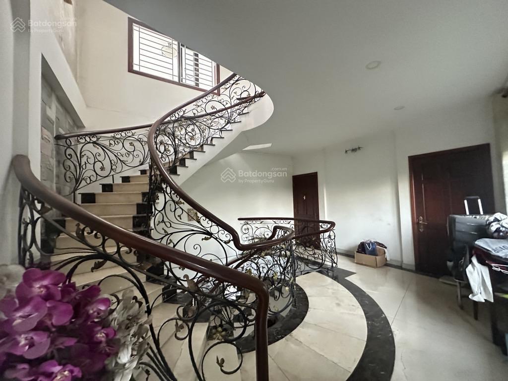 Biệt thự 3 tầng mặt tiền đường lê văn khương, phường ht, q12, dt 512m2 (5,5mx40m). đường 8m, 21tỷ