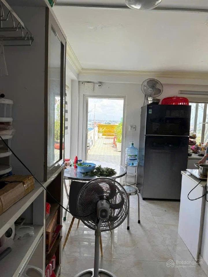 Nhà 5 tầng mt đ dương thị mười, p. tth, q12, có thang máy, dt 83,8m2 (4,8mx17,5m) đường 20m, 18tỷ