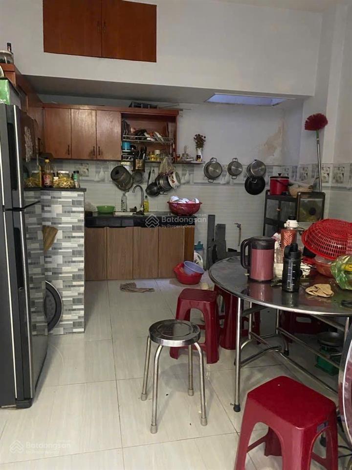 Nhà 3 tầng đường lê văn khương, phường hiệp thành, quận 12, dt 65m2 (4mx15,6m). hẻm xe hơi, 6tỷ.