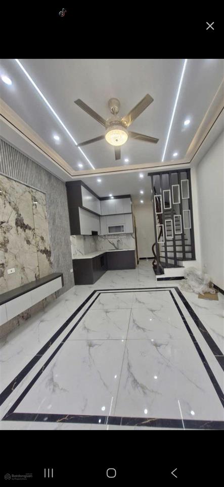 Bán nhà phố nhân huệ ô tô vào nhà, kinh doanh tốt nhà ròng tiền 35m 5tầng mt4,1m ở và cho thuê được