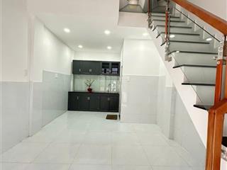 Bán nhà riêng tại lạc long quân, 1,95 tỷ, 20m2, 3pn, 3wc, 3 tầng, mặt tiền 5m