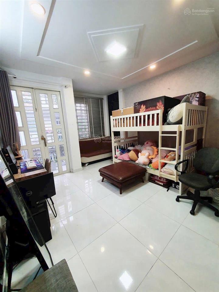 Bán gấp nhà bùi đình túy giá 1 tỷ 950, rộng 20 m2, full nội thất xách vali vào ở ngay