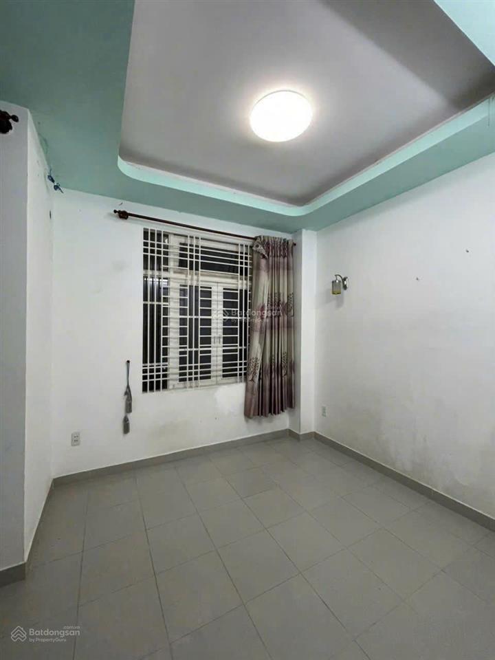 Bán gấp định cư nhật, nhà ở đường dương quảng hàm  50m2, 1,799 tỷ, nhà đẹp, nội thất đầy đủ