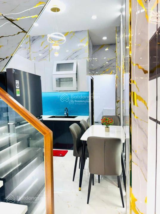 Cần bán gấp nhà đường hồng lạc tân bình, thuận tiện di chuyển, full nội thất, dọn ở ngay