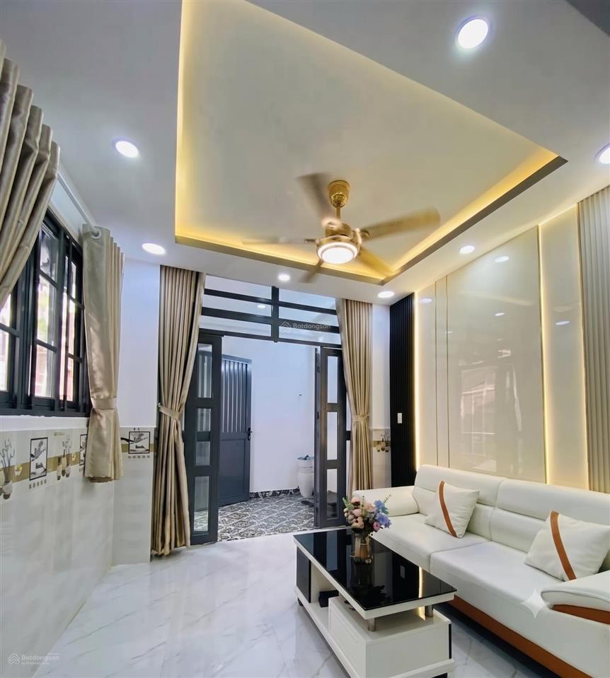 Bán nhà gấp hẻm quang trung, 26m2, tặng nội thất giá 2,39 tỷ