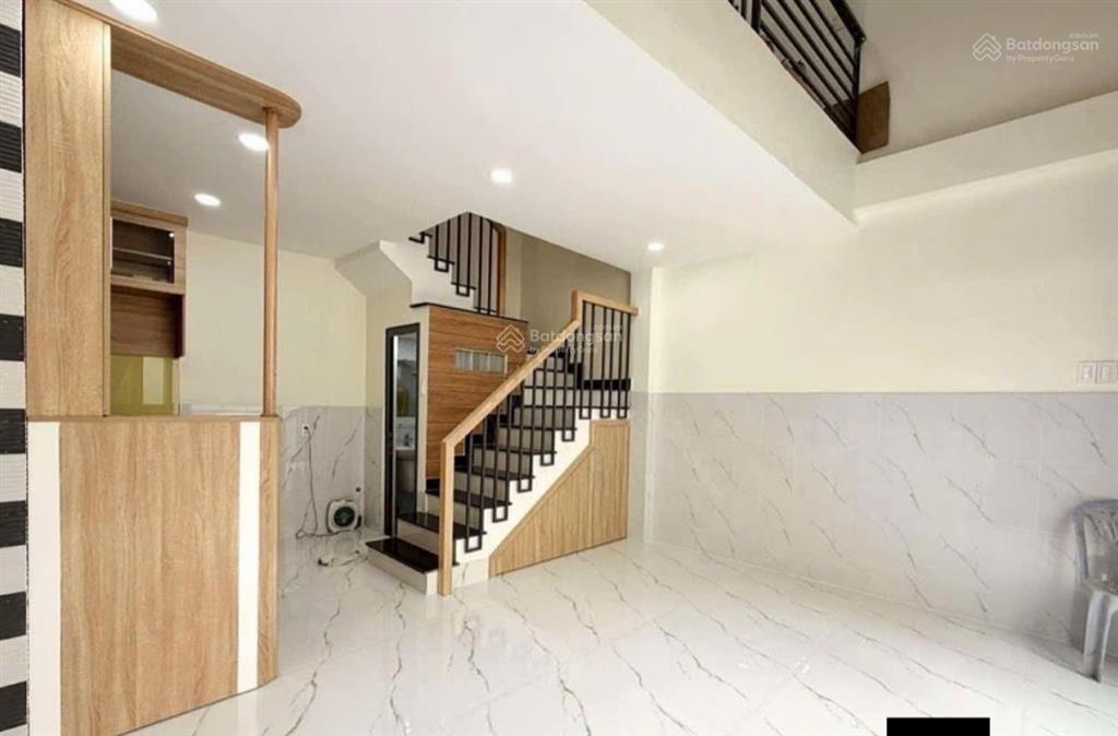 Bán gấp nhà bùi đình túy giá 1,76 tỷ, nhà đẹp ở liền