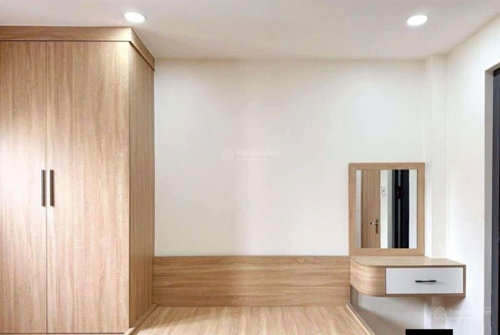 Bán gấp nhà bùi đình túy giá 1,76 tỷ, nhà đẹp ở liền