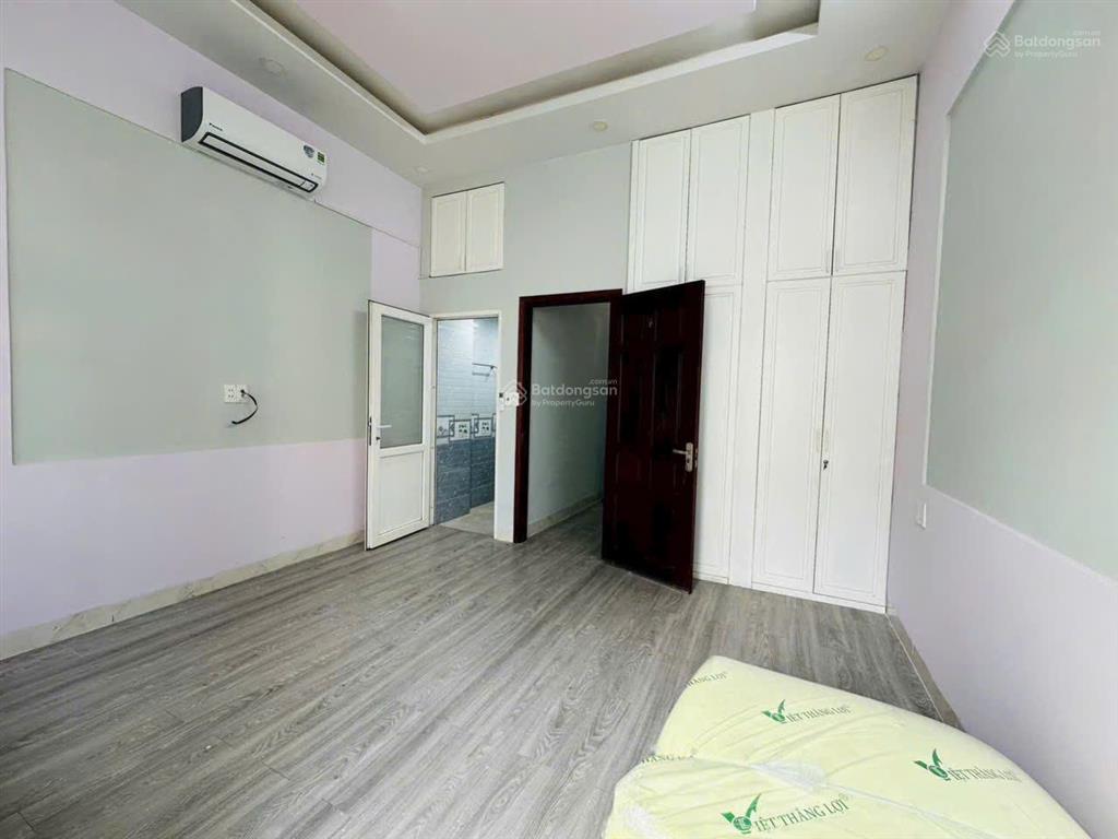 Đi mỹ bán gấp nhà phan xích long giá 2,1 tỷ cho thuê được 15tr ở liền