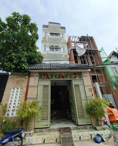Cần bán gấp, nhà đẹp ở liền quận gò vấp giá cả thương lượng
