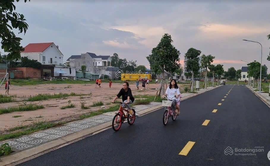 Đất long thành mặt tiền kinh doanh, dân cư đông đúc! sổ sẵn chỉ hơn 10 tr/m2!