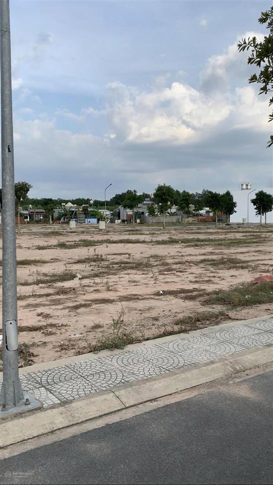 Đất long thành mặt tiền kinh doanh, dân cư đông đúc! sổ sẵn chỉ hơn 10 tr/m2!