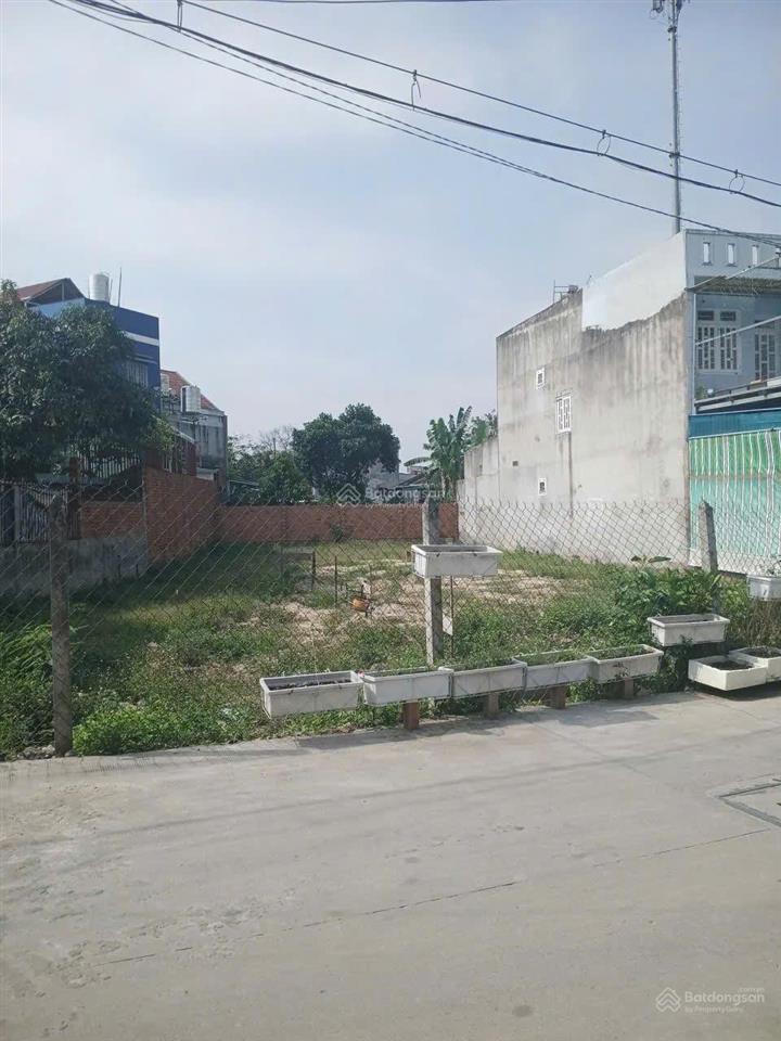 Đất sổ sẵn, khu trung tâm kế vinhomes hóc môn 2tỷ150! công chứng ngay thiện chí thương lượng!