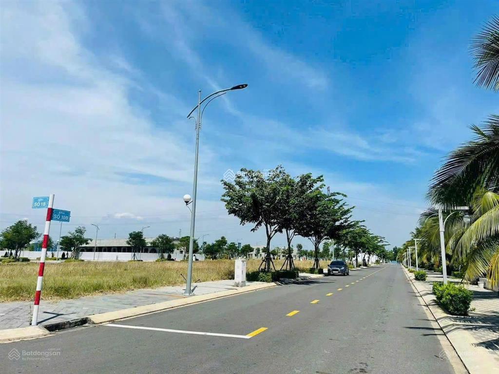 Khu đô thị sân bay long thành, 120m2 sổ sẵn, hạ tầng, kinh doanh ngay chỉ 850tr!