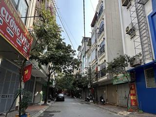 Bán nr đẹp xuất sắc tại hoàng quốc việt, 18 tỷ, 50m2