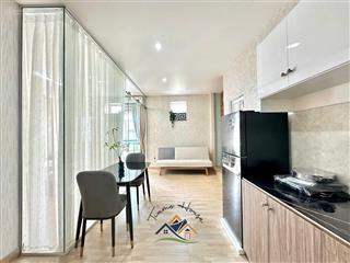 Chdv đẹp ban công cửa sổ view. sạch đẹp. tiện nghi ngay vòng xoay dân chủ. tách bếp như ảnh 10tr.