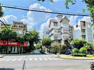 Nhà bán mt khu họ lê. vị trí đẹp khu nhà khang trang hiếm nhà bán. đường 13m, dt 4.5x18m nở hậu đẹp