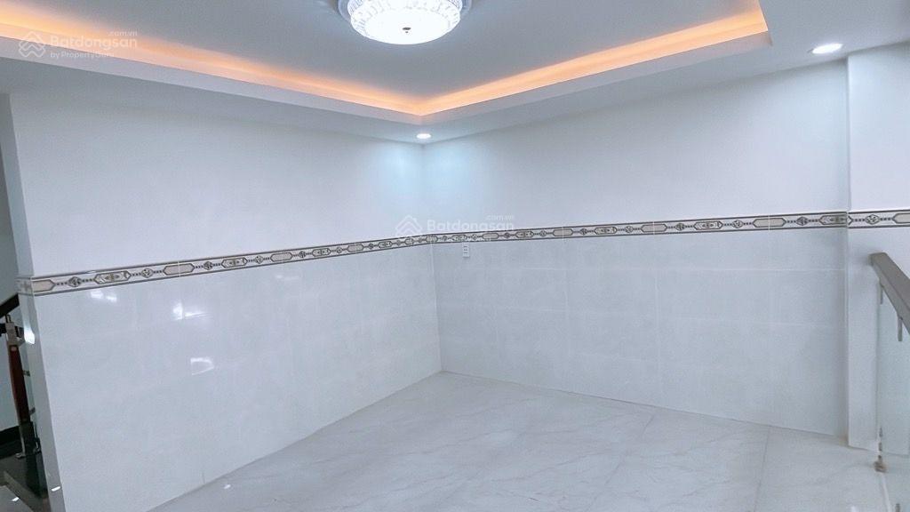 Bán nhà mặt tiền đường số 2 nhà mới 3 tầng diện tích gần 100m giá 7.45 tỷ