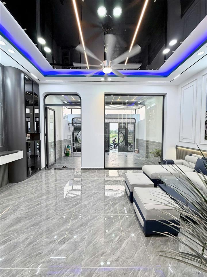 Bán nhà mỹ hạnh tây giáp hóc môn  1 trệt 1 lầu đúc, 84m2, 3pn, sổ riêng hoàn công, giá 2,95 tỷ tl