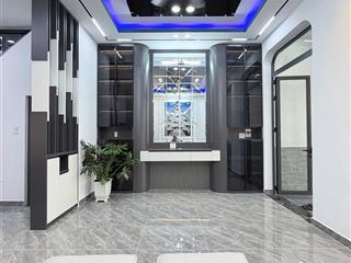 Bán nhà mỹ hạnh tây giáp hóc môn  1 trệt 1 lầu đúc, 84m2, 3pn, sổ riêng hoàn công, giá 2,95 tỷ tl