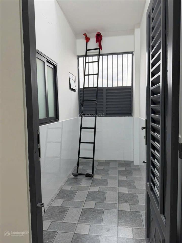 Chính chủ bán nhà mt đường thông mỹ hạnh bắc cách ngã 3 mỹ hạnh 300m shr hoàn công, giá chỉ 3,25 tỷ