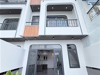 Nhà mới siêu phẩm gần chợ chiều & kcn tân đức, đức hòa đông, 90m2, 3pn, shr hoàn công, chỉ 2,1 tỷ