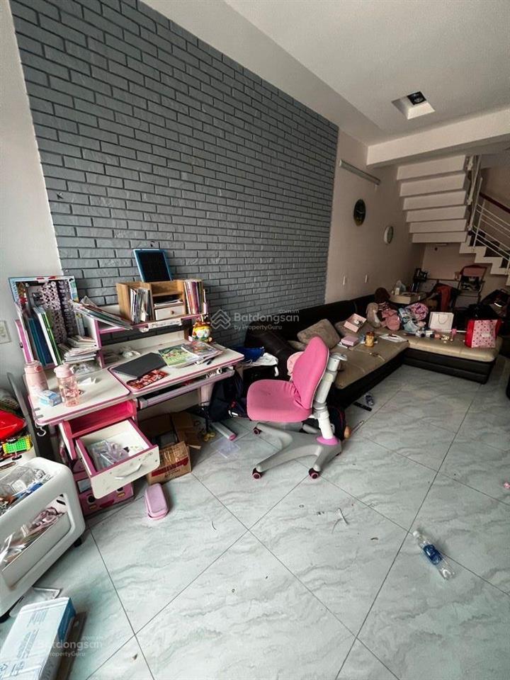 Nhà đẹp 4tầng chỉ 5xtỷ vào ở ngay xe tải quay đầu giáp ranh tân phú 68m2