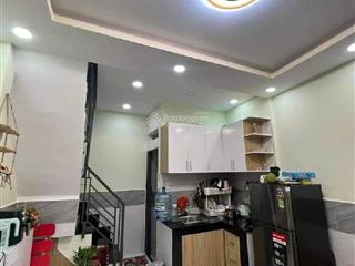 Ôtô đỗ sát nhà 2xtỷ 2tầng gọn xinh ngay chợ tân hương hẻm thông 24m2