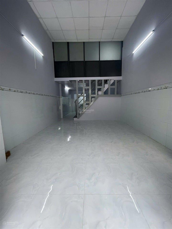 Siêu phẩm 2 tầng, 1 trệt 1 lầu, ngay lê văn quới, giá tốt, 48m², hxh thông, nhỉnh 3 tỷ nhỏ