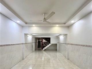 Ngộp bank bán gấp nhà 3tầng chỉ 3tỷ hơn chiến lược sát khu tên lửa 56m2 tiện ích xung quanh phủ phê