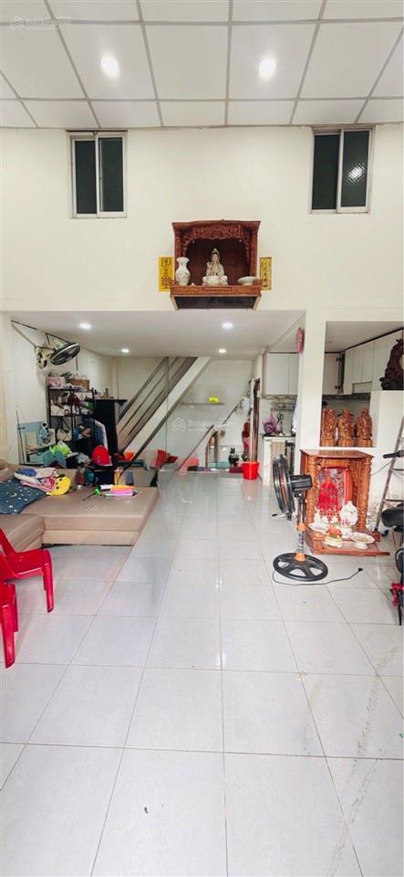 Nhà tây thạnh 2 tầng chỉ 3 tỷ nhỉnh xíu 45m² ngang 5m chỉ cách mặt tiền 20m sổ vuông đẹp thông