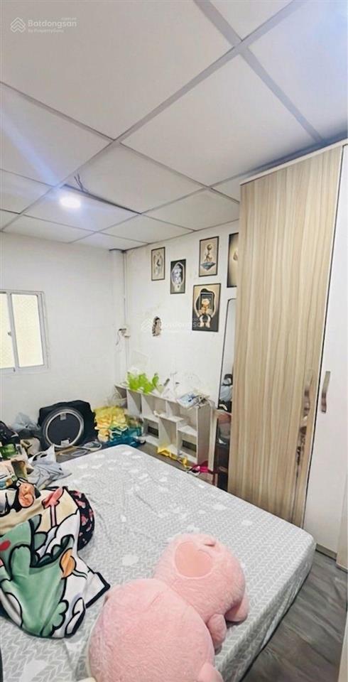 Nhà tây thạnh 2 tầng chỉ 3 tỷ nhỉnh xíu 45m² ngang 5m chỉ cách mặt tiền 20m sổ vuông đẹp thông
