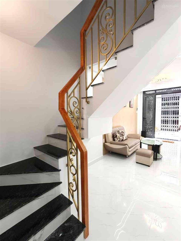 Mới keng 2 tầng chỉ 3 tỷ hơn sát mặt tiền phú thọ hòa tân phú nhà btct hẻm thông dọn đồ ở ngay