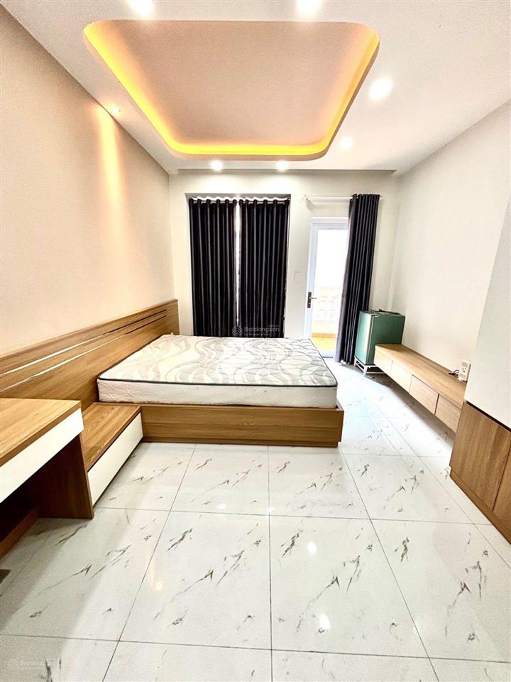 Giảm sốc 200tr chỉ còn 7 tỷ hơn xíu nhà hòa bình tân phú full nội thất xịn 64m² thông ra các quận
