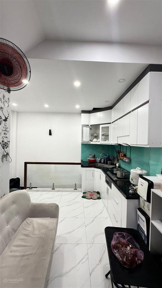 Nhà đẹp 4tầng chỉ 5xtỷ sát aeon tân phú 49m2 cách mặt tiền chỉ 50m vào ở ngay