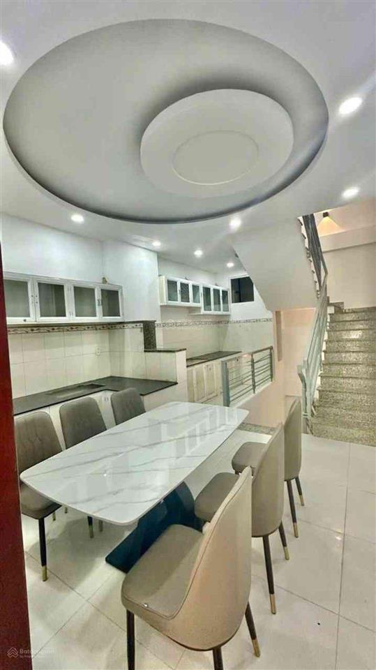 Siêu phẩm góc 2mặt tiền kinh doanh nhỉnh 7tỷ 64m2 4tầng hxt 5m gần ubnd quận tân phú sổ vuông đẹp