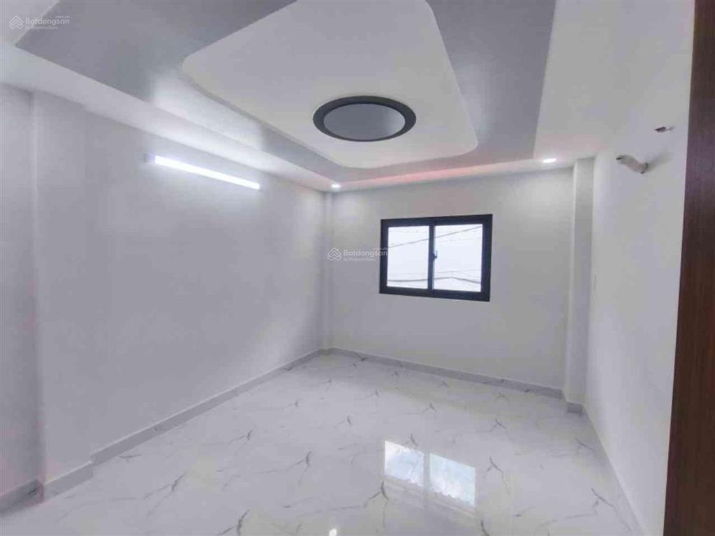 Xịn mịn 3tầng giá tốt chỉ 4tỷ nhà mới đẹp hẻm xh thông hẻm nhựa ngang khủng 8m 42m2 4pn vào ở ngay