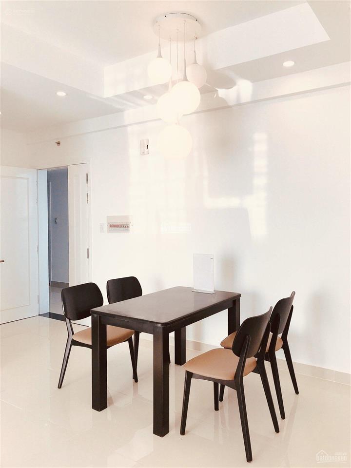 Bán ch florita 3pn 2wc 78m2, 5,4 tỷ, bao thuế phí.  0931 003 *** giang