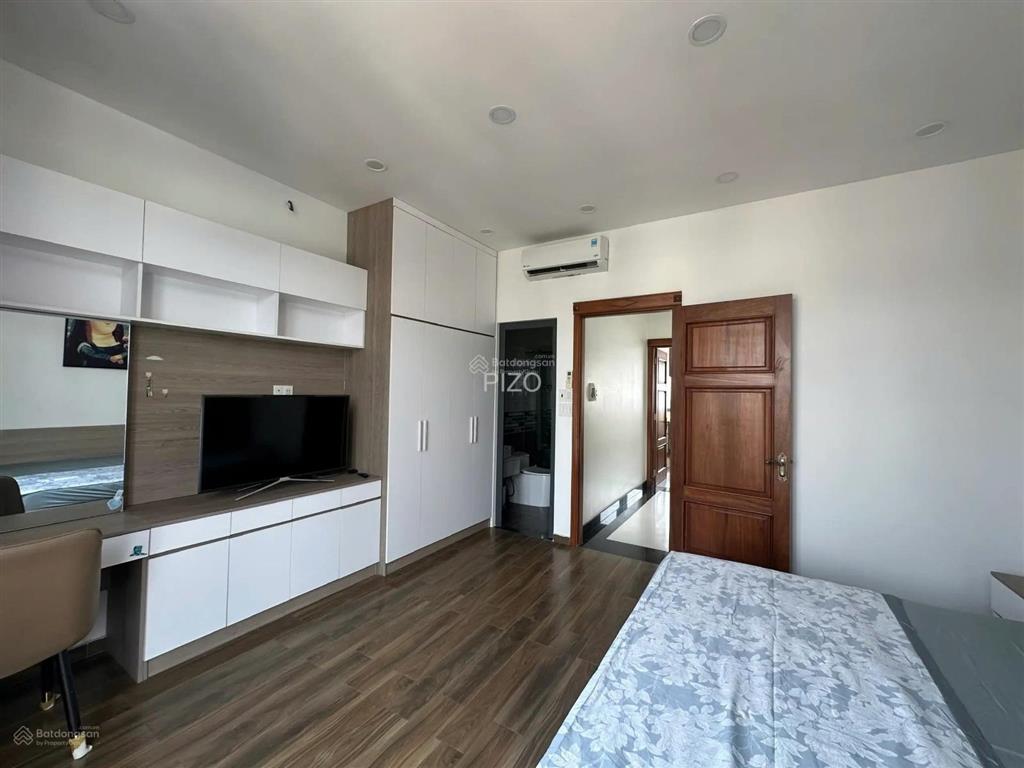 Chỉ 15,5 tỷ! nhà hẻm xe tải 7m, kc 5 tầng ( 5m x 13m) cn 65m2 ngay đinh tiên hoàng quận 1