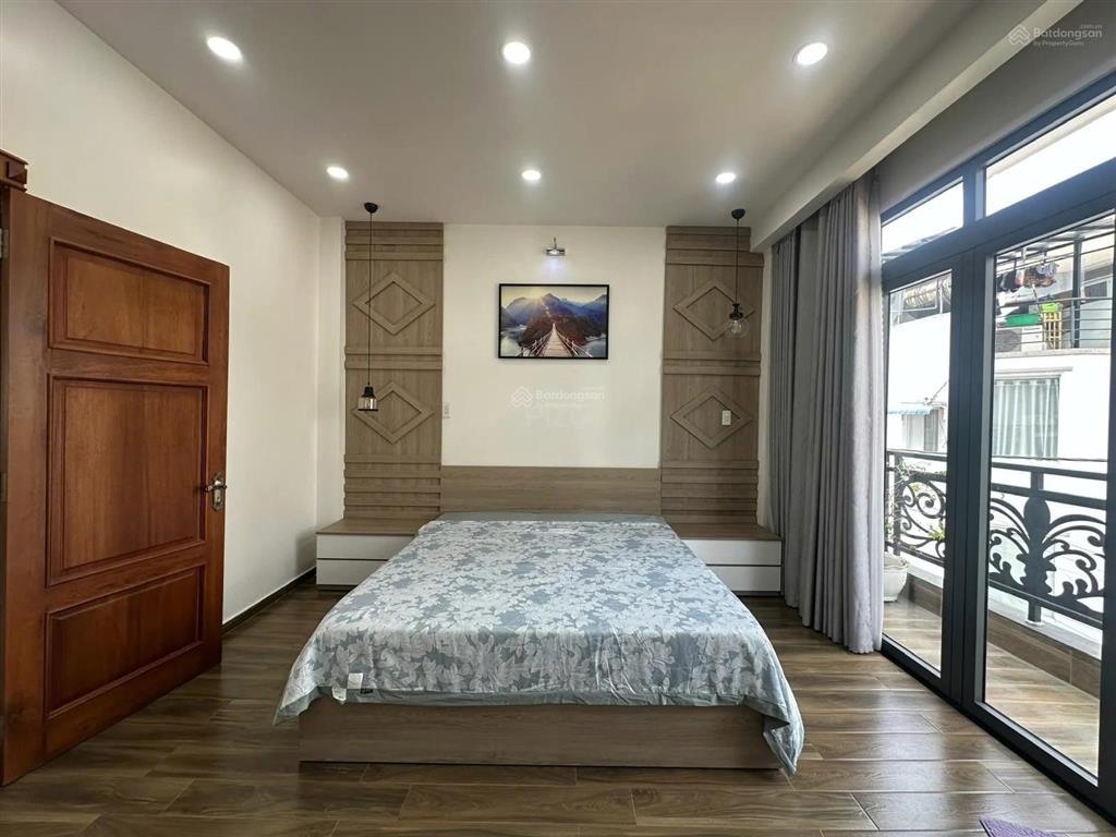 Chỉ 15,5 tỷ! nhà hẻm xe tải 7m, kc 5 tầng ( 5m x 13m) cn 65m2 ngay đinh tiên hoàng quận 1
