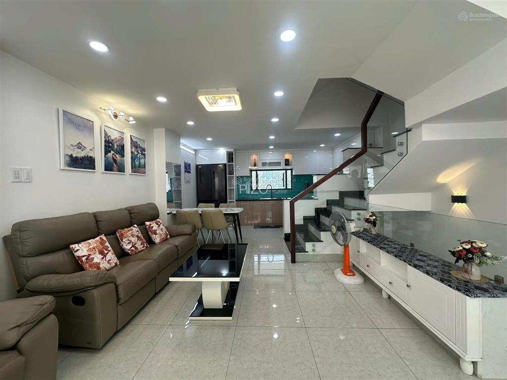 Chỉ 15,5 tỷ! nhà hẻm xe tải 7m, kc 5 tầng ( 5m x 13m) cn 65m2 ngay đinh tiên hoàng quận 1