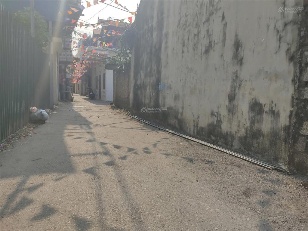 Bán đất tặng nhà tt vân đình thôn thanh ấm  xóm bách hoá dt 73,6m2  mt 6m96  mh 6m97 , g