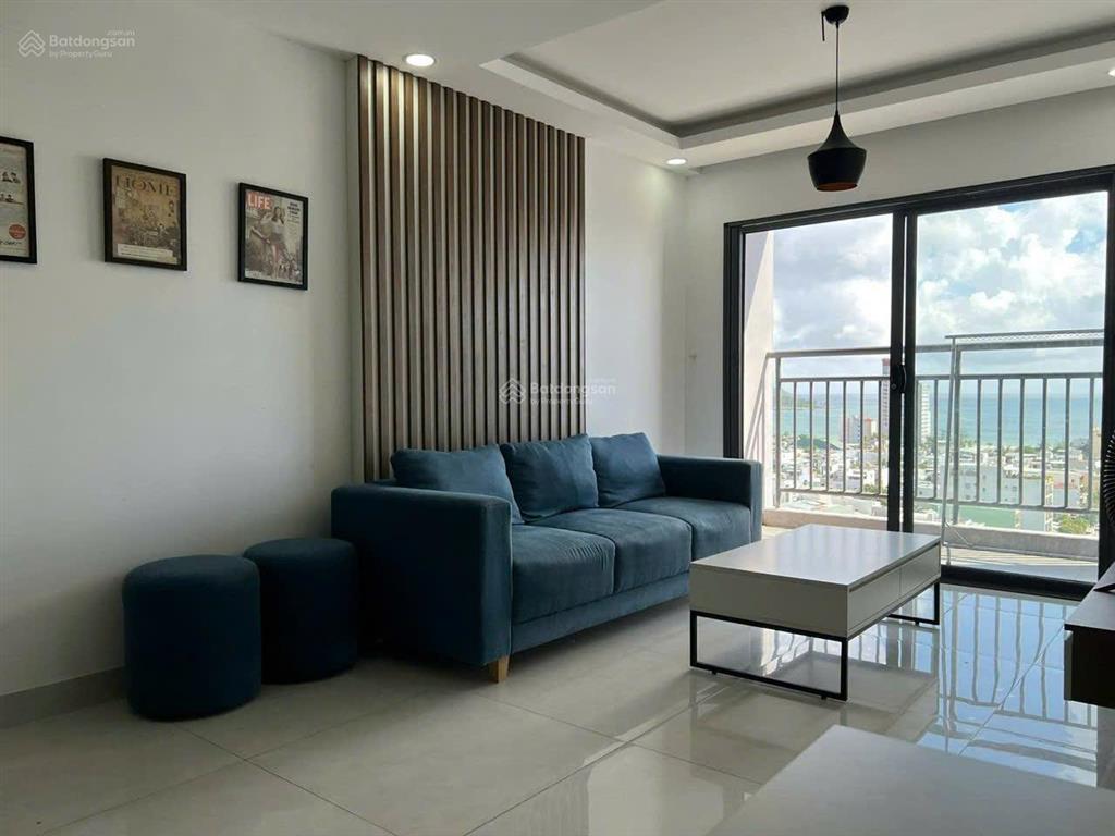 Chủ cần tiền bán căn hộ biển hướng đông nam  70m2 giá tốt