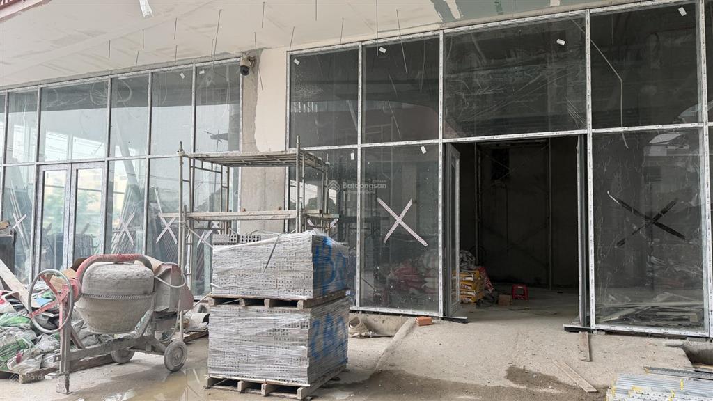 Chỉ còn 1 căn mặt tiền daqua quận 8 phù hợp kinh doanh cafe thức ăn giá 5 tỷ.  em 0799 814 ***