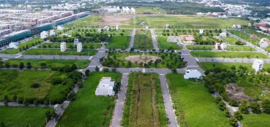 Chính chủ cần bán gấp đất nền dự án, 80m2, hướng đông nam