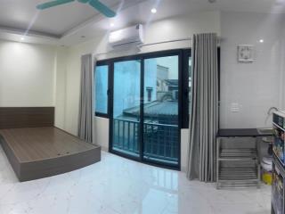 Cho thuê ccmn tân mai.tài chính 4tr.nhà mới,nội thất đầy đủ thang máy vù vù. phòng đẹp siêu thoáng