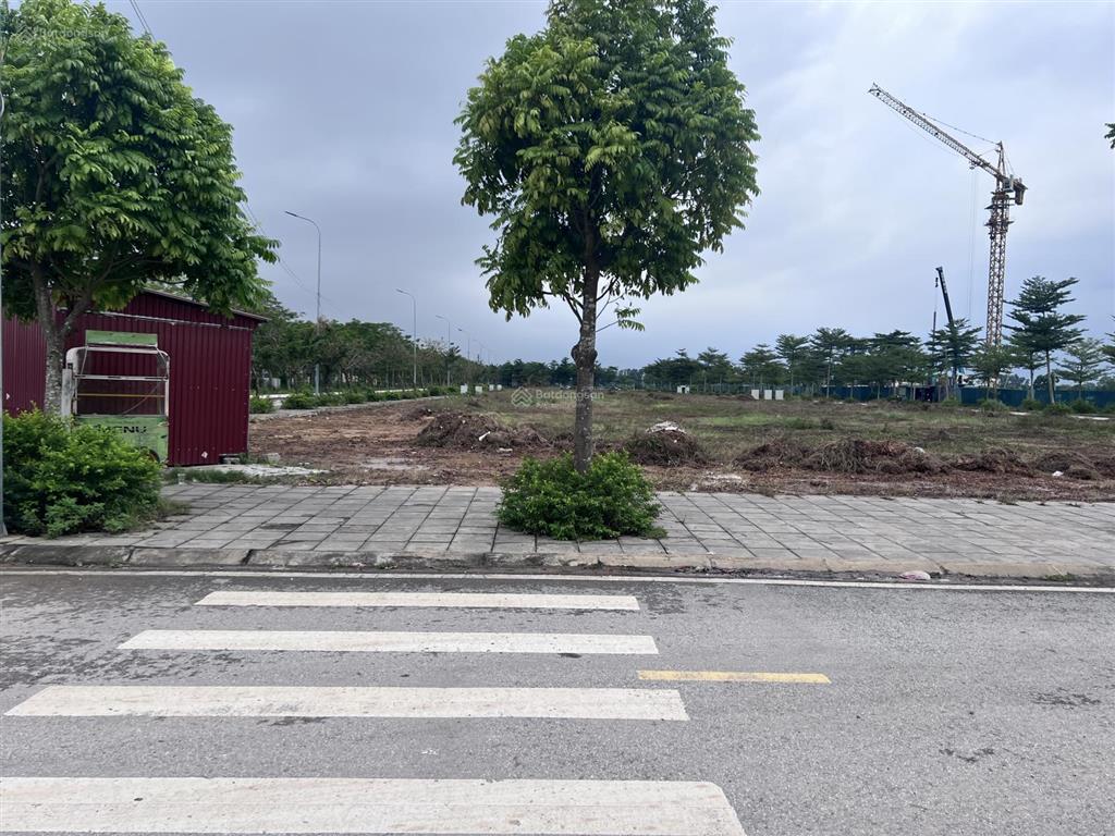 Bán lô 182m2 đất chính chủ 2 mặt tiền. mặt tiền chính 13.5m. kđt hùng vương  phúc yên