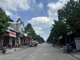 Bán nhà mỹ phước bến cát 300 m2 đường 12 m dãy trọ thu nhập 20tr/ tháng chỉ nhỉnh 5 tỷ